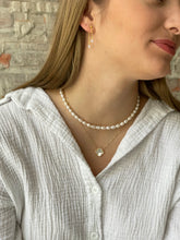 Load image into Gallery viewer, Lucky One Necklace

